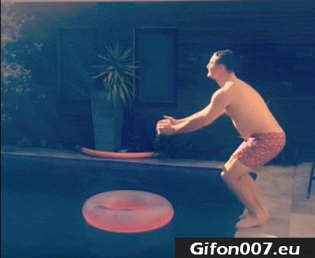 inflatable ring, jump into the water