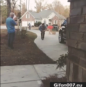 riding-a-scooter-fail-gif-video-2