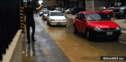 Funny Video, Big Puddle, Taxi, Gif