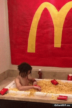 Funny Video, McDonald's, Bath, French Fries, Gif